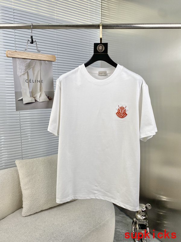 Moncler Luxury Cloth