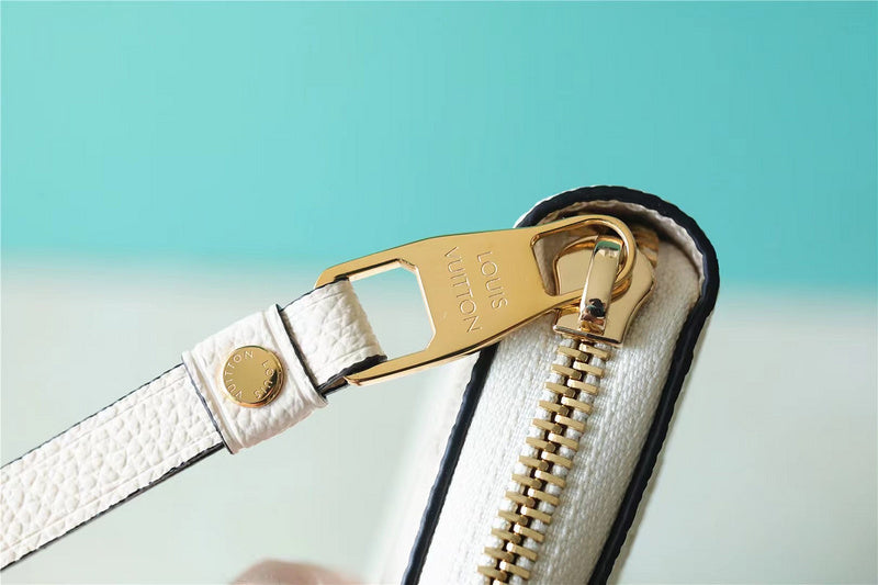 I W Fashion Lu-Vi bags - 8748