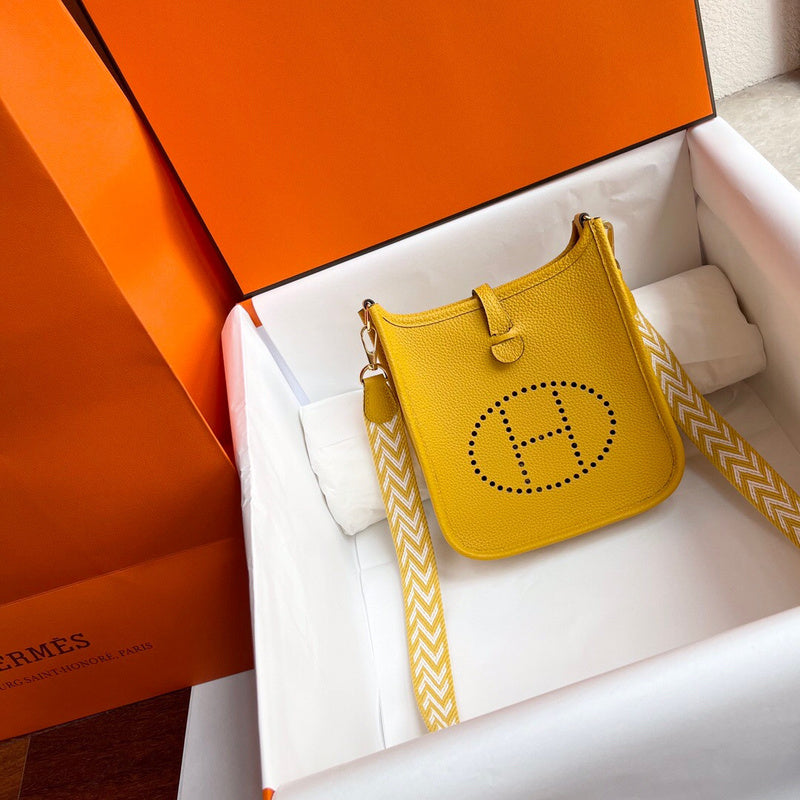 PHA - HMS Bags - 1651