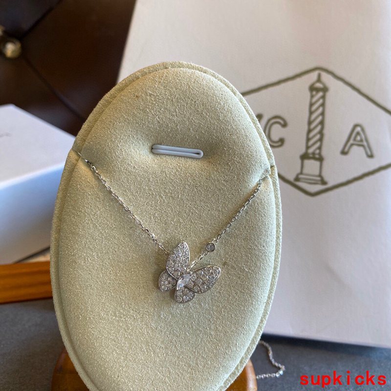 Van Cleef & Arples Jewelry