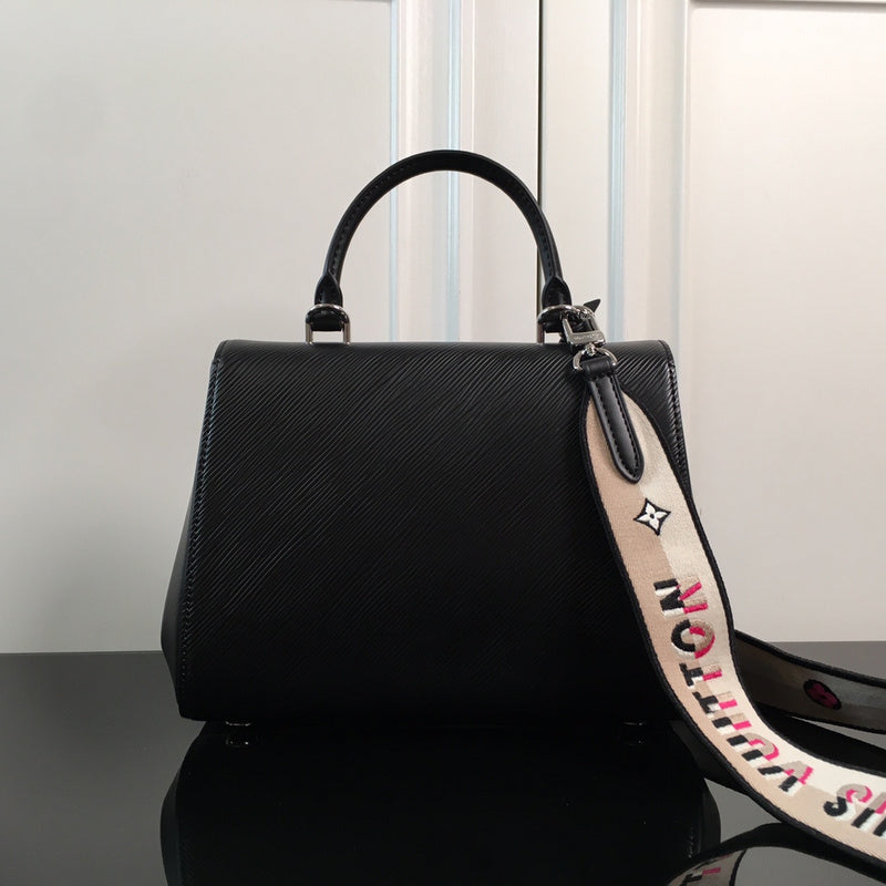 I W Fashion Lu-Vi bags - 17103