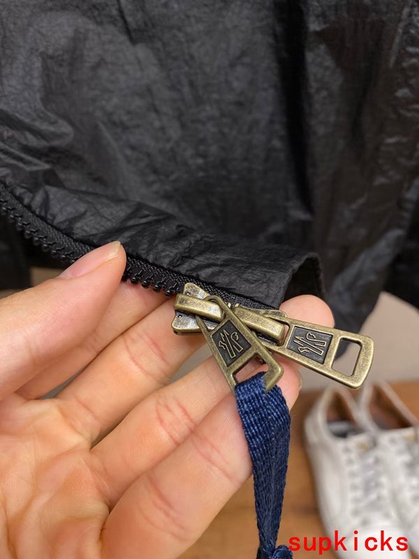 Moncler Luxury Cloth