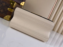 new-luxury-designer-bags-nm4335