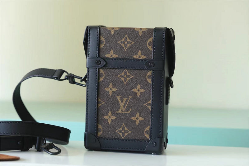 I W Fashion Lu-Vi bags - 9960
