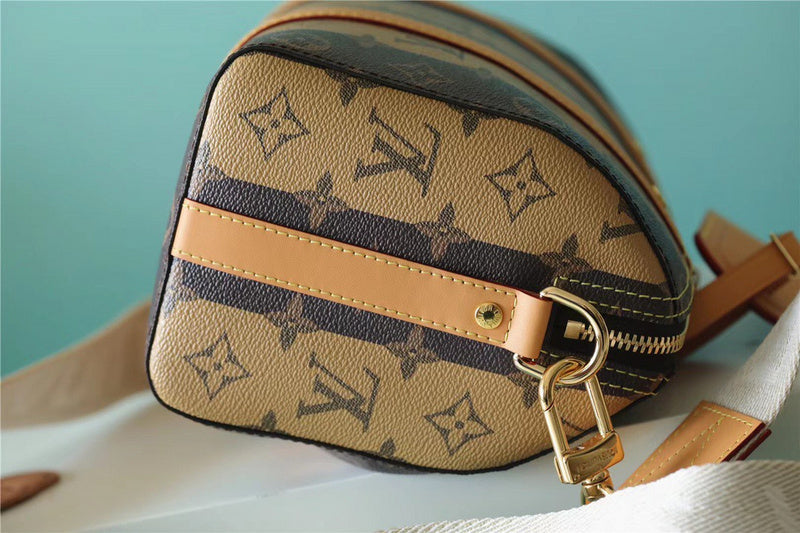 I W Fashion Lu-Vi bags - 11229