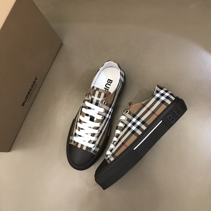 Burberry Luxury Shoes