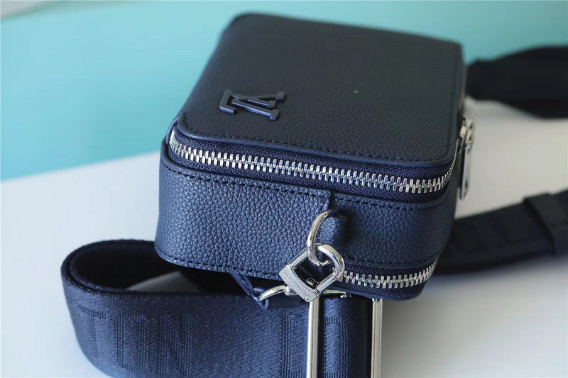 I W Fashion Lu-Vi bags - 9972