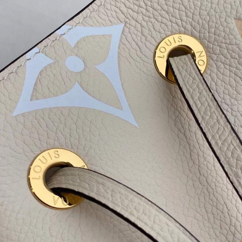 I W Fashion Lu-Vi bags - 17540