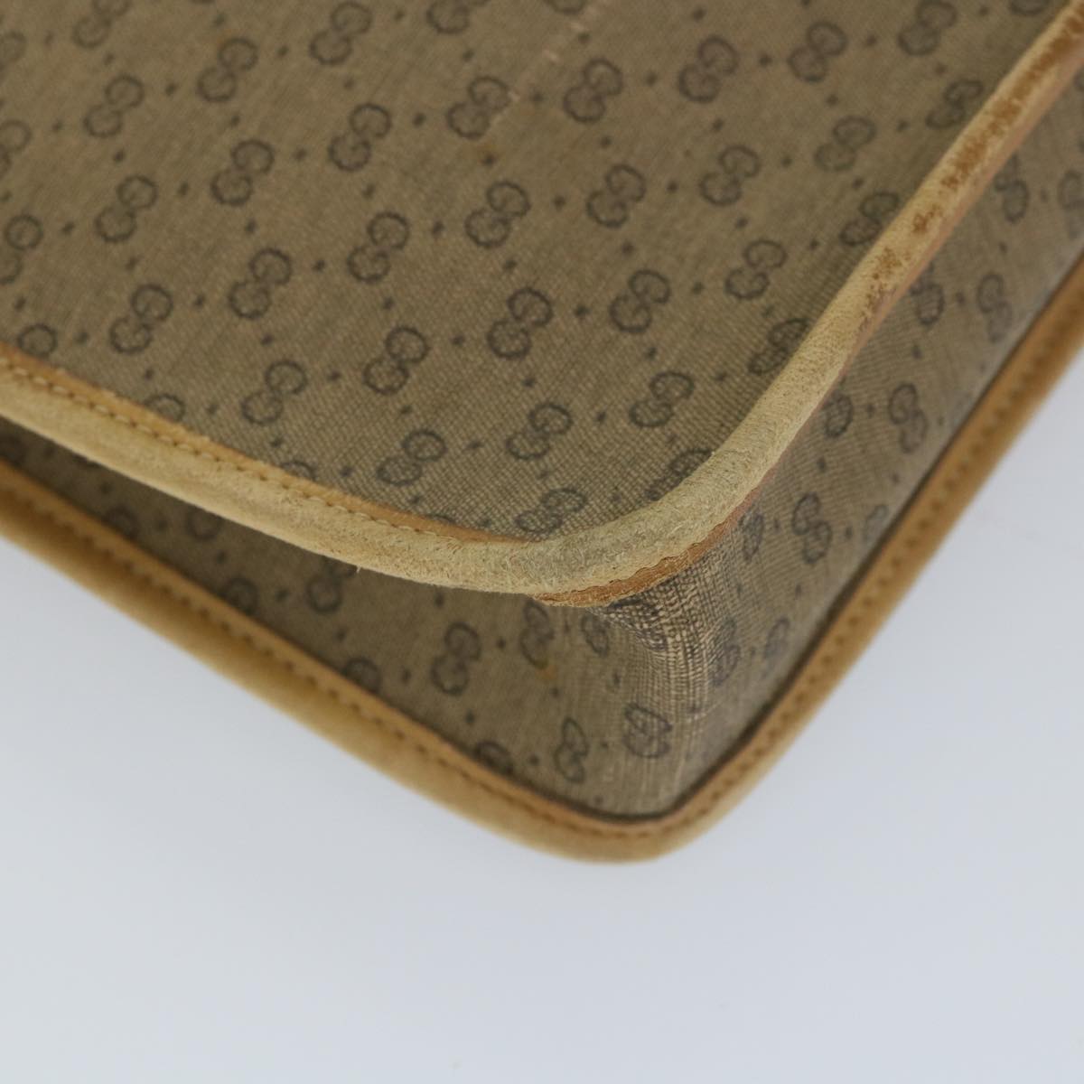 GUCCI Sherry Clutch Bag