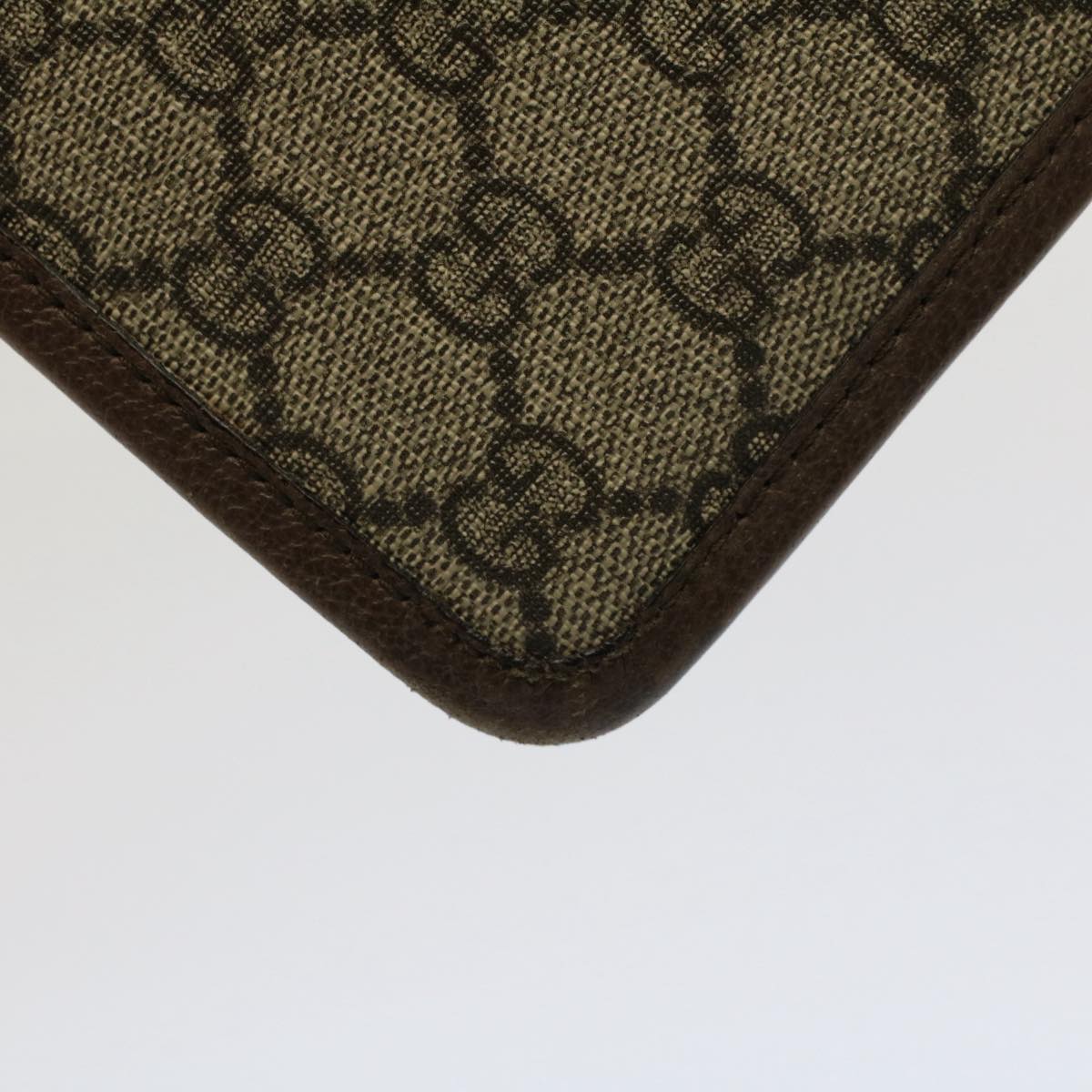 GUCCI Ophidia Clutch Bag