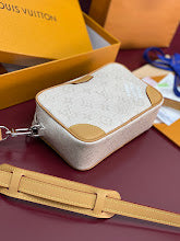 new-designer-premium-bags-nm1639