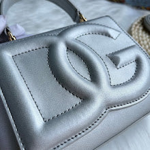 new-luxury-designer-bags-nm6841