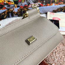 new-luxury-designer-bags-nm6759