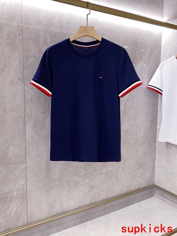 Moncler Luxury Cloth