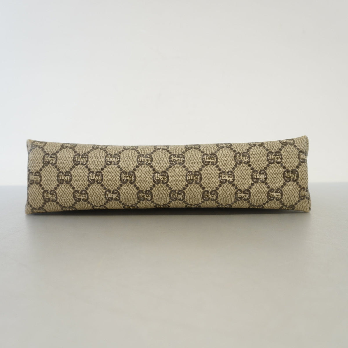 Gucci Clutch Bag GG Plus Beige Unisex