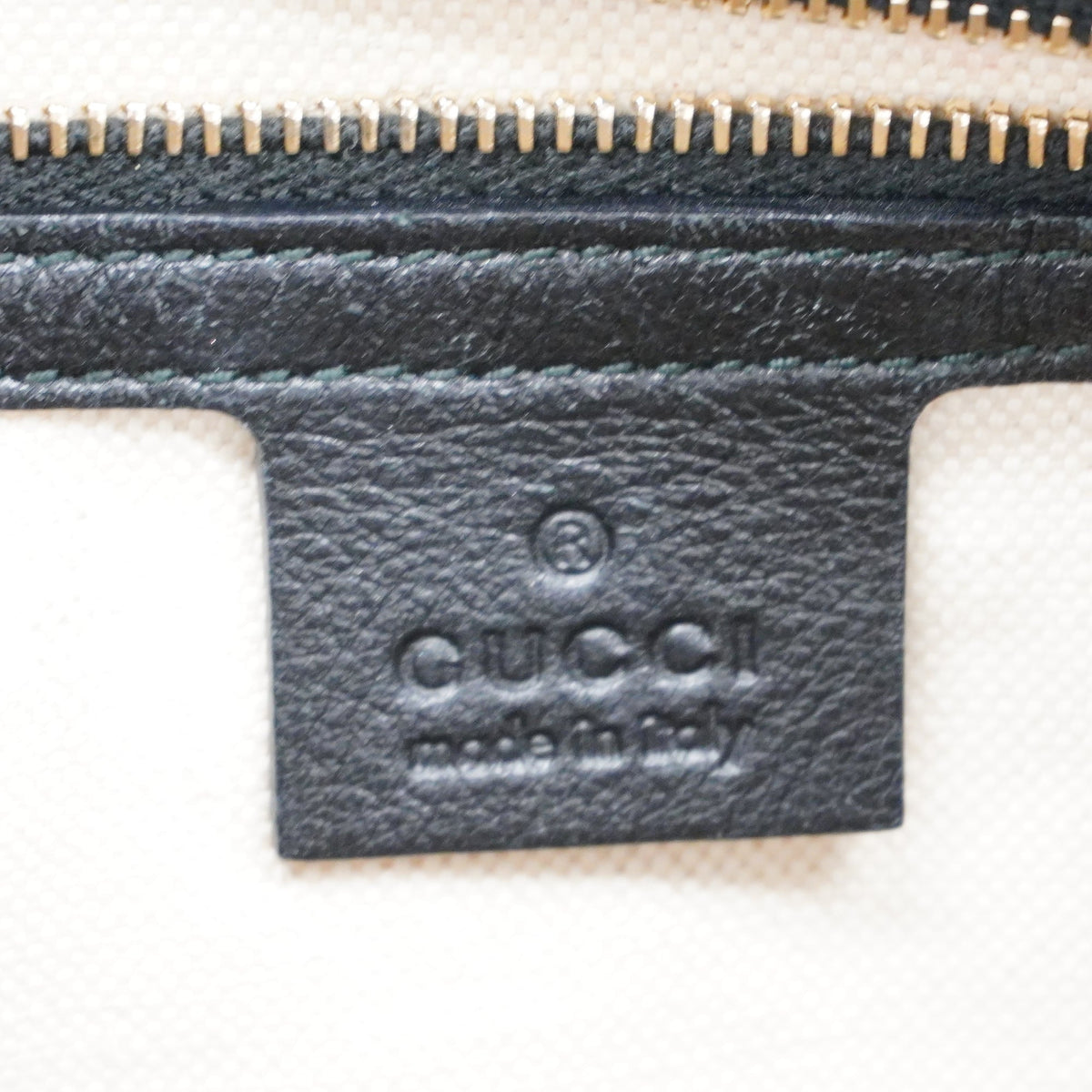 Gucci Handbag 195451 Women's GG Supreme Handbag Beige