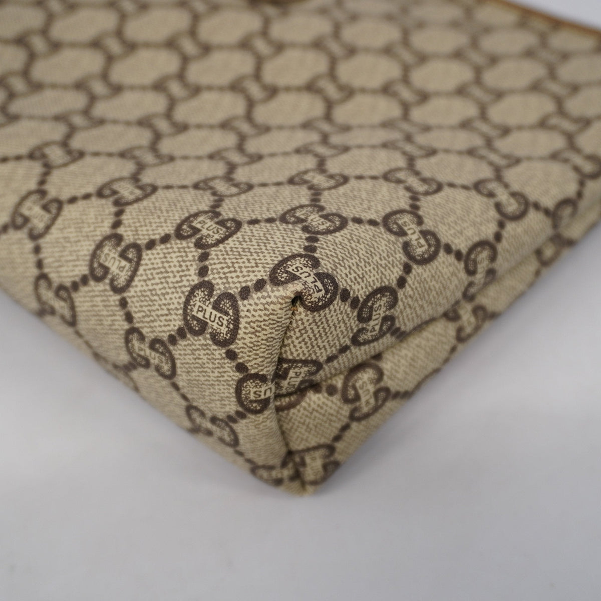 Gucci GG Plus Men,Women,Unisex Clutch Bag,Pouch Beige