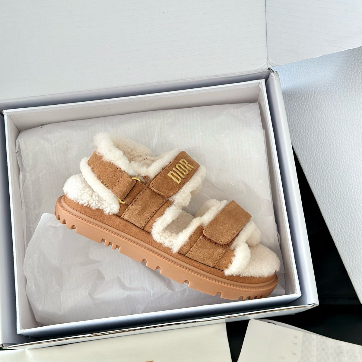 CD SANDALS