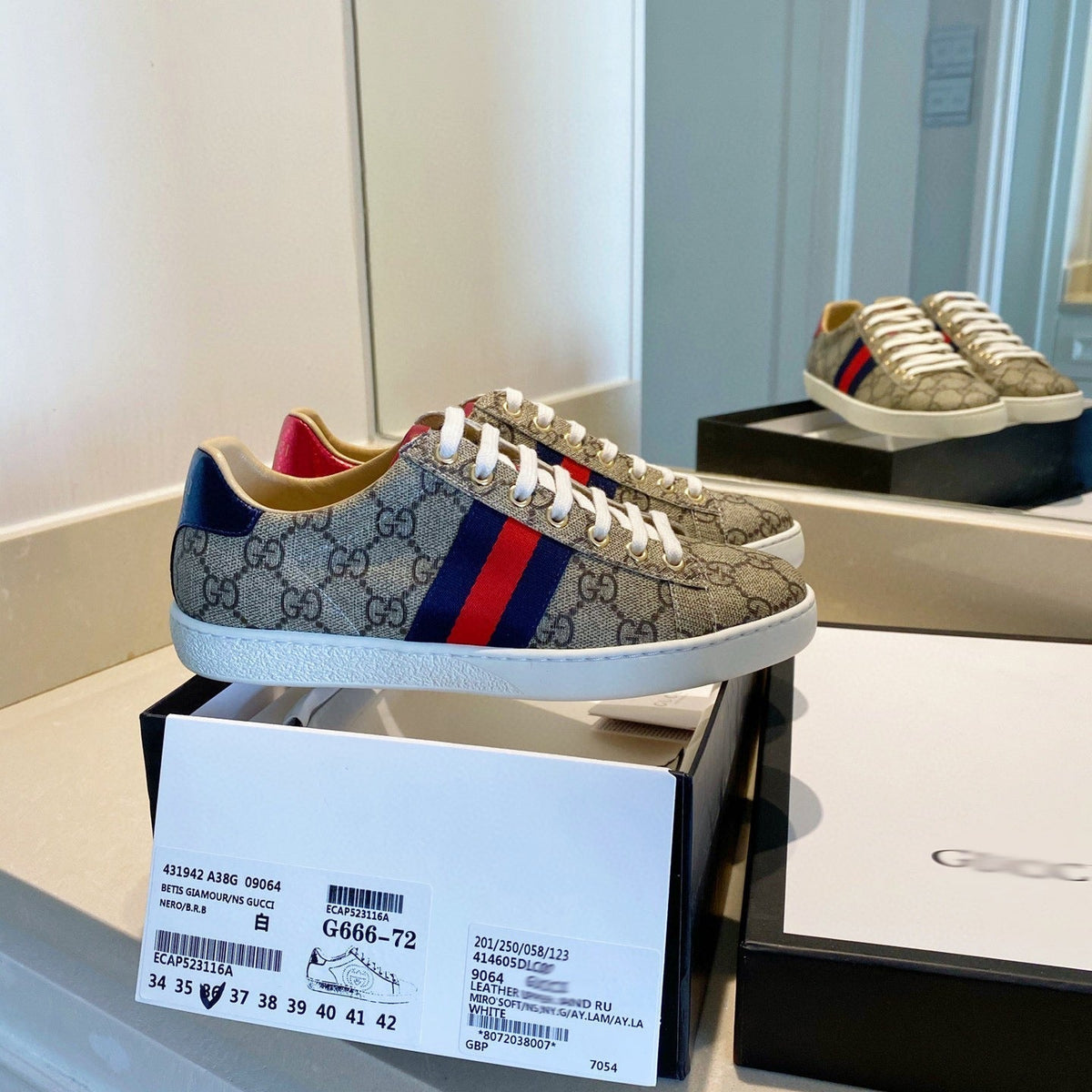 SE353 Men's Size 6-11   Women's Size 4-10