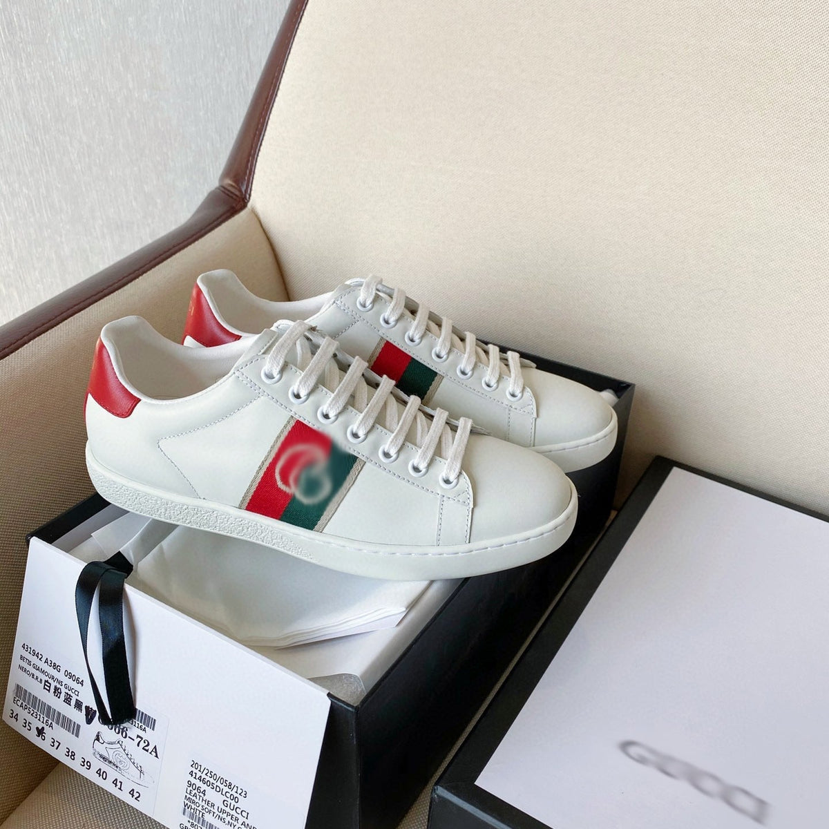 SE354 Men's Size 6-11  Women's Size 4-10