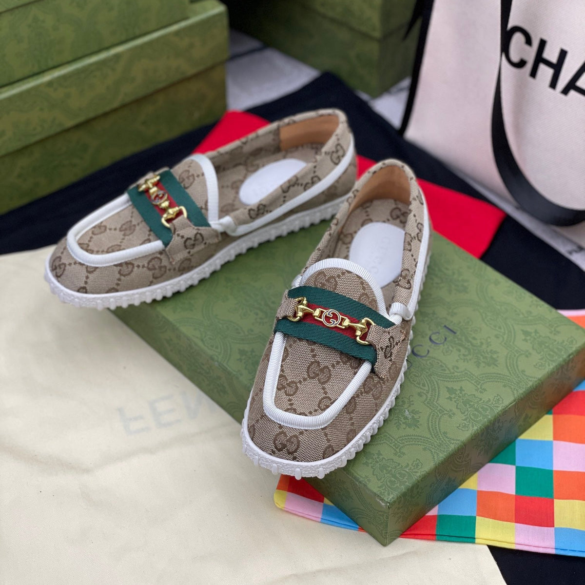 SE565  Size 4-9