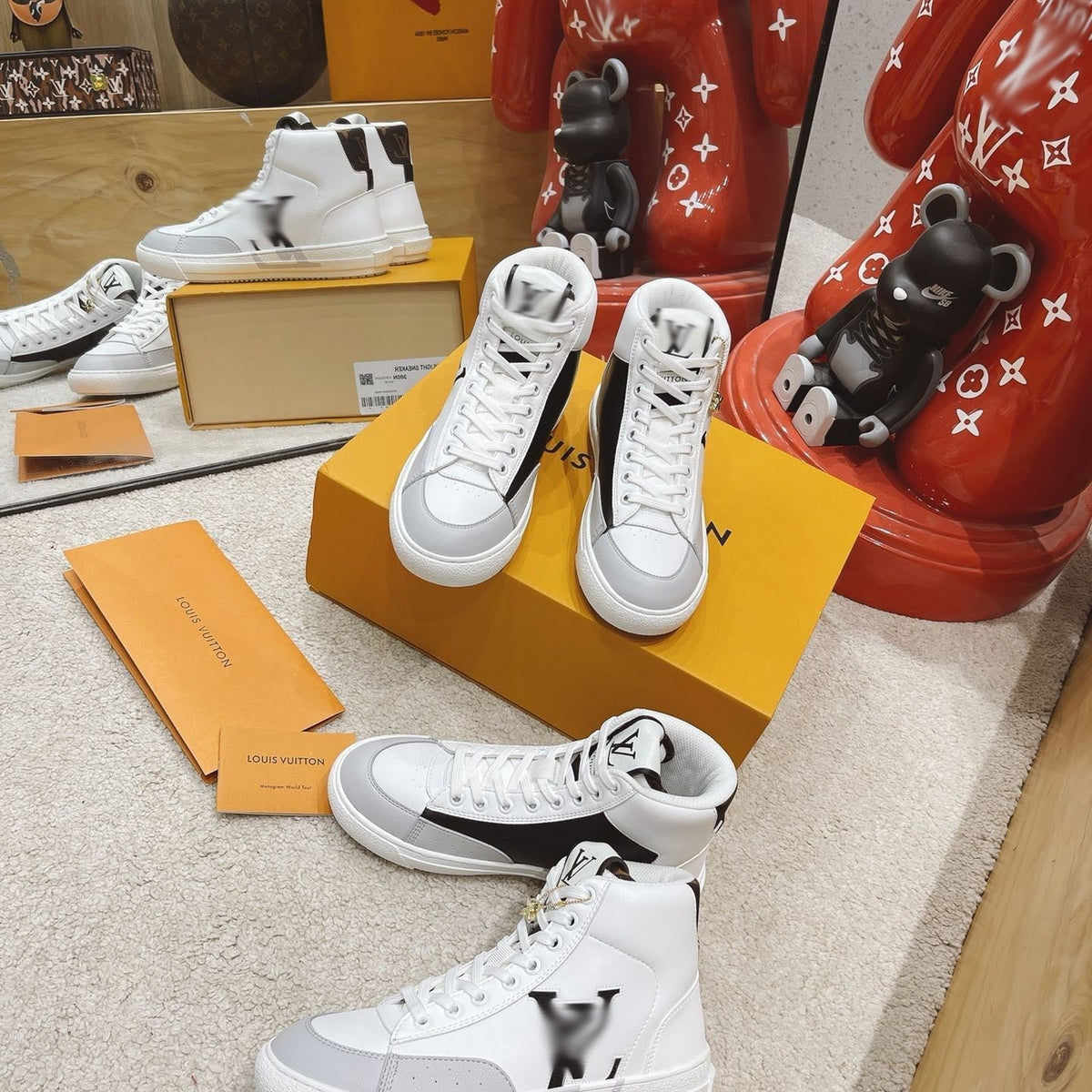 SE618  Men's Size 6-10   Women's Size 4-9