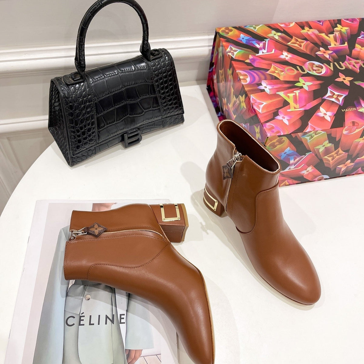 SE668  Size 4-9   Heels:5cm Material: Cowhide  Lining: Sheep skin Sole: Italian leather