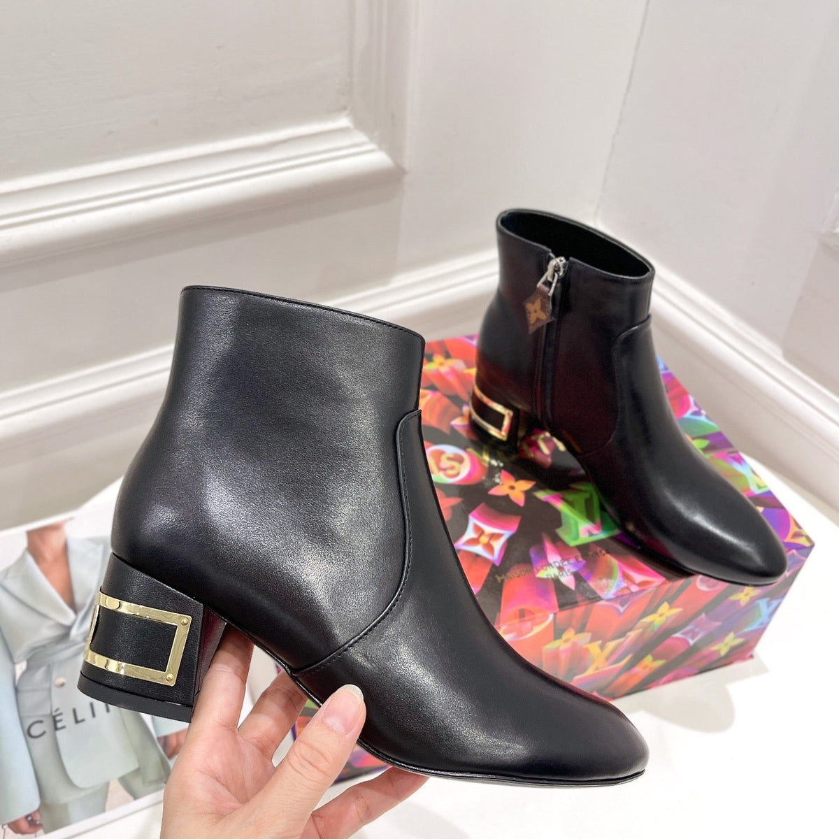SE669  Size 4-9   Heels:5cm Material: Cowhide  Lining: Sheep skin Sole: Italian leather