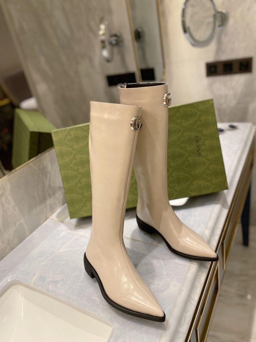 SE701  Size 5-10   Heels:3cm Shaft measures approximately 15.5” from arch Material: Cowhide  Lining: Sheep skin