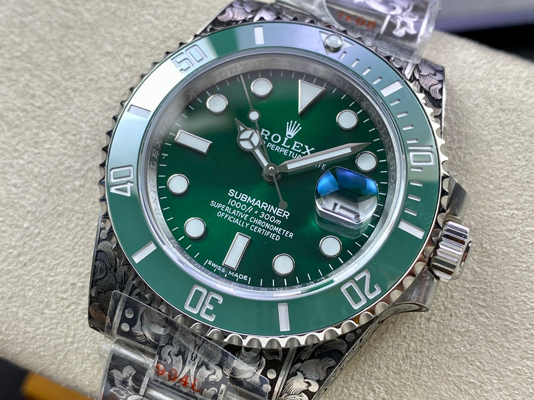 Rolex classic Submariner and hand-carved gold craftsmanship