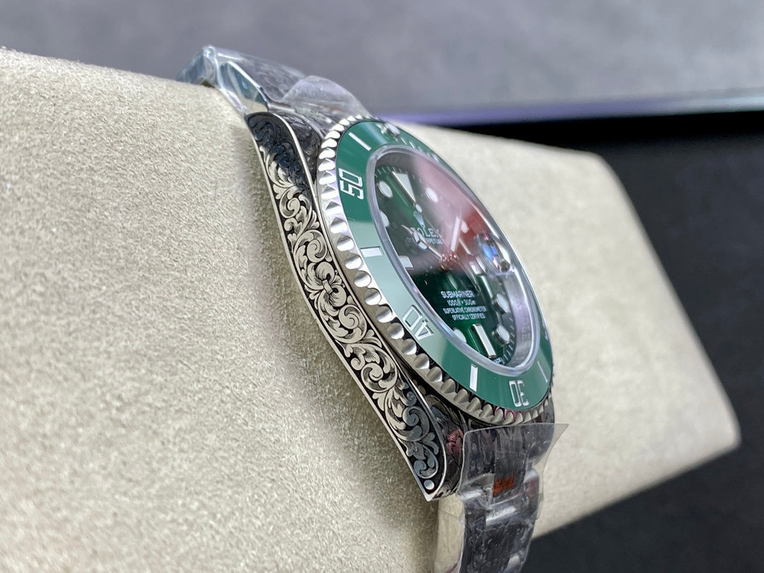 Rolex classic Submariner and hand-carved gold craftsmanship