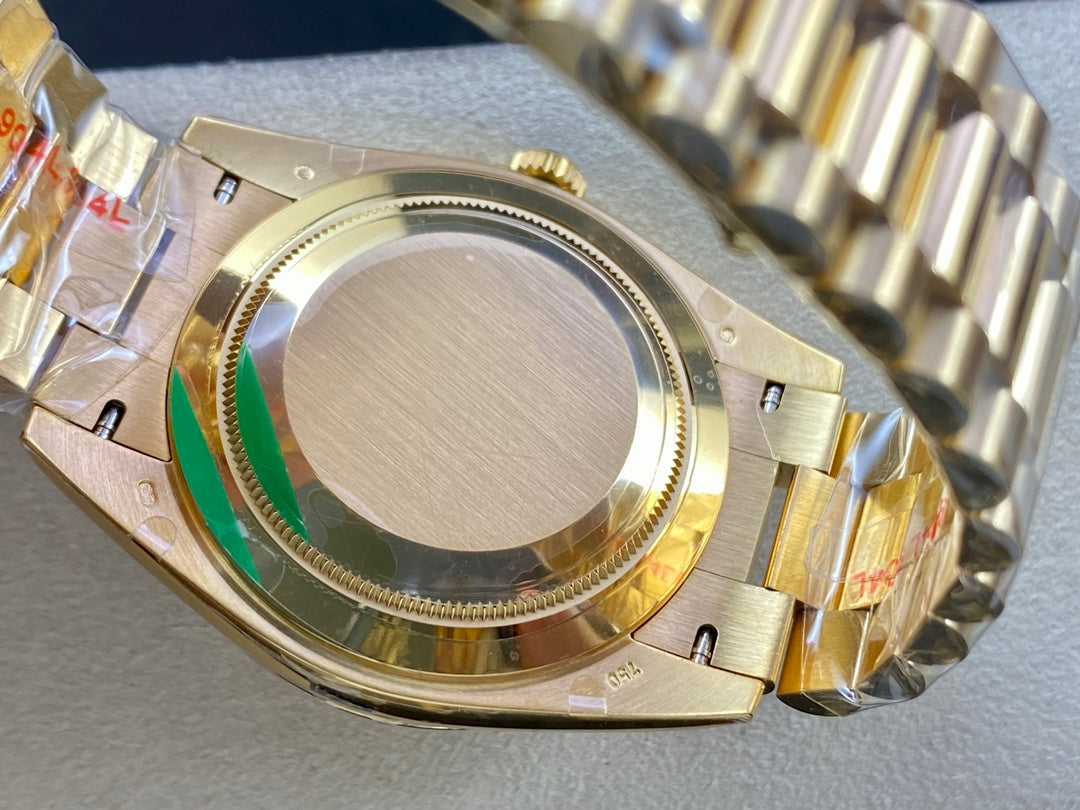EW Rolex Day-Date