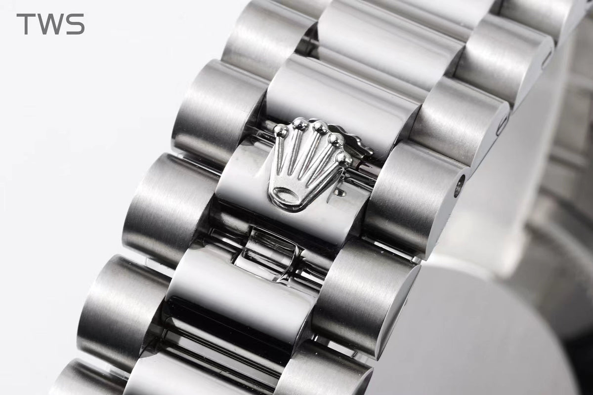 TWS new dual calendar Rolex Day-Date watch
