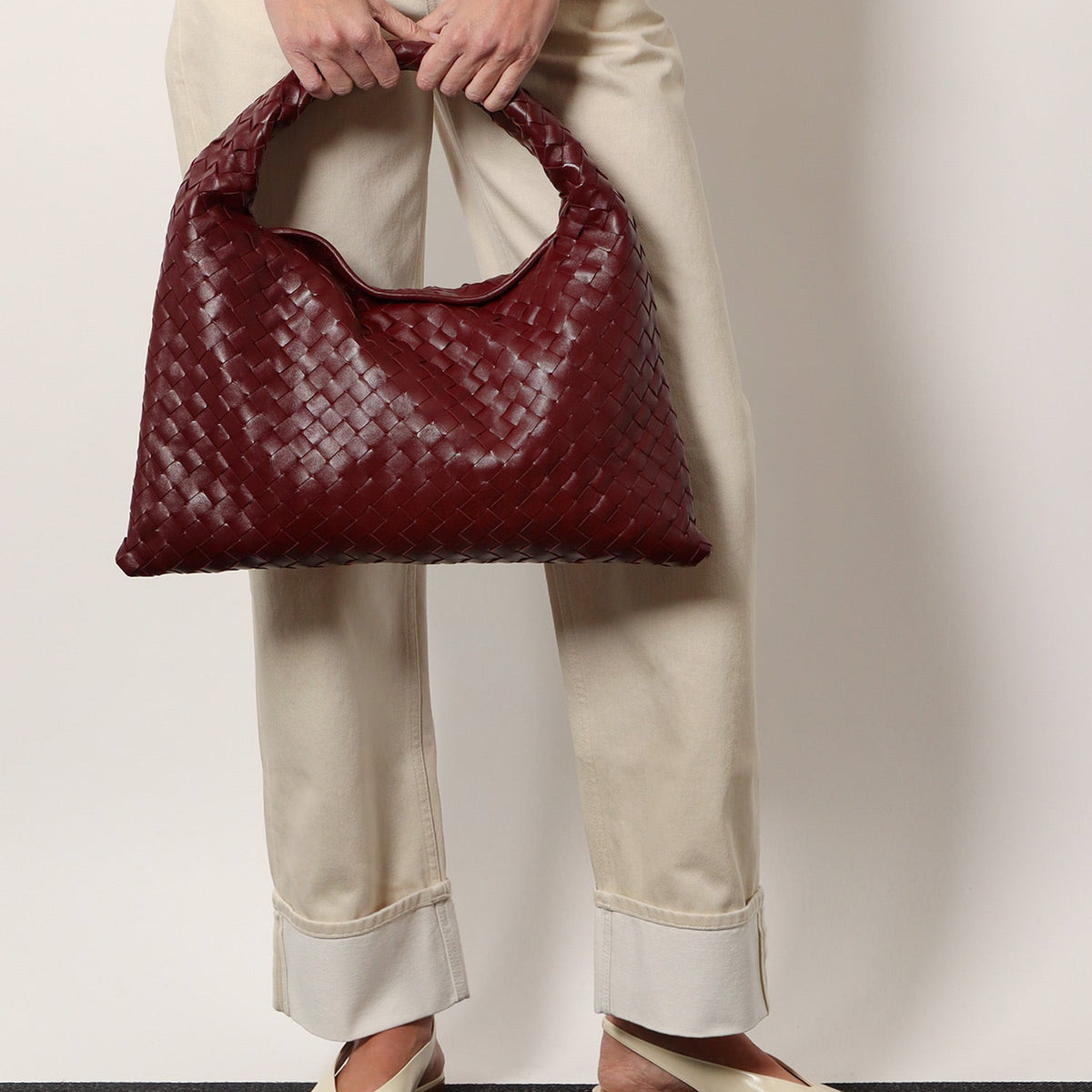 Bottega Veneta Women Sofia Flat Leather Slingback