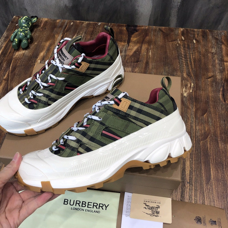 Burberry Luxury Shoes