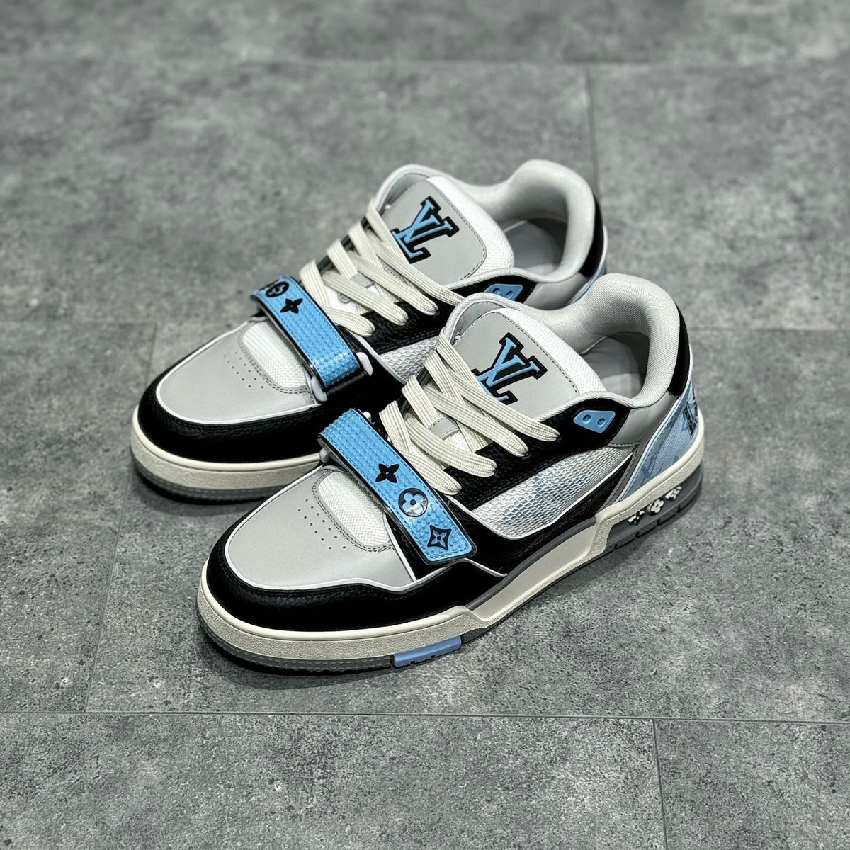 LOU TRAINERS