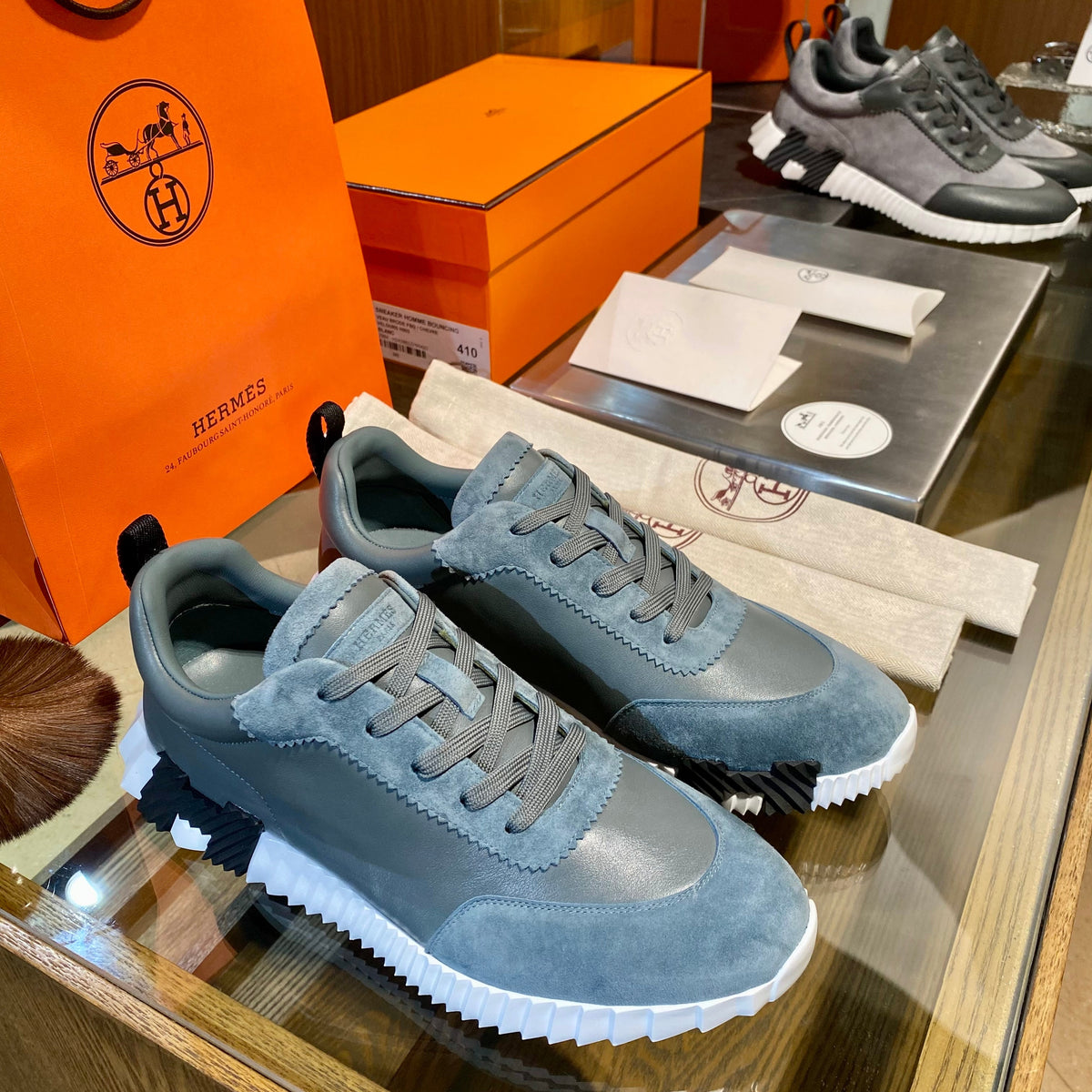 HERM BOUNCING SNEAKERS