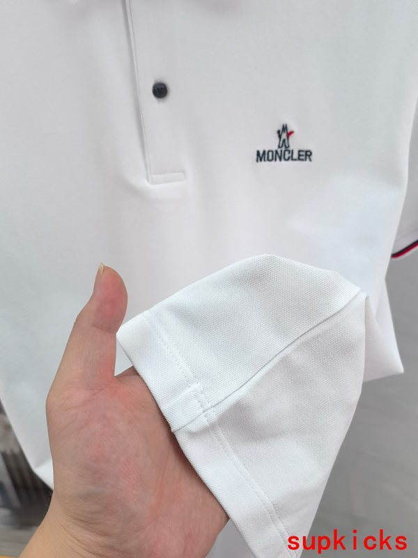 Moncler Luxury Cloth