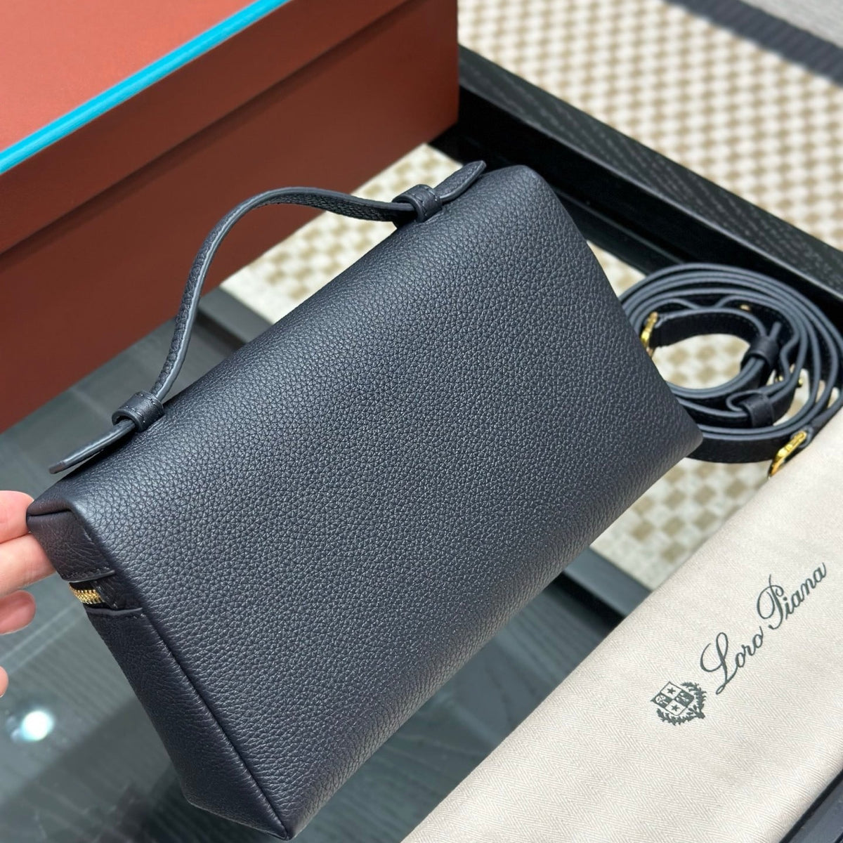 LORO P EXTRA POCKET L19 BAG
