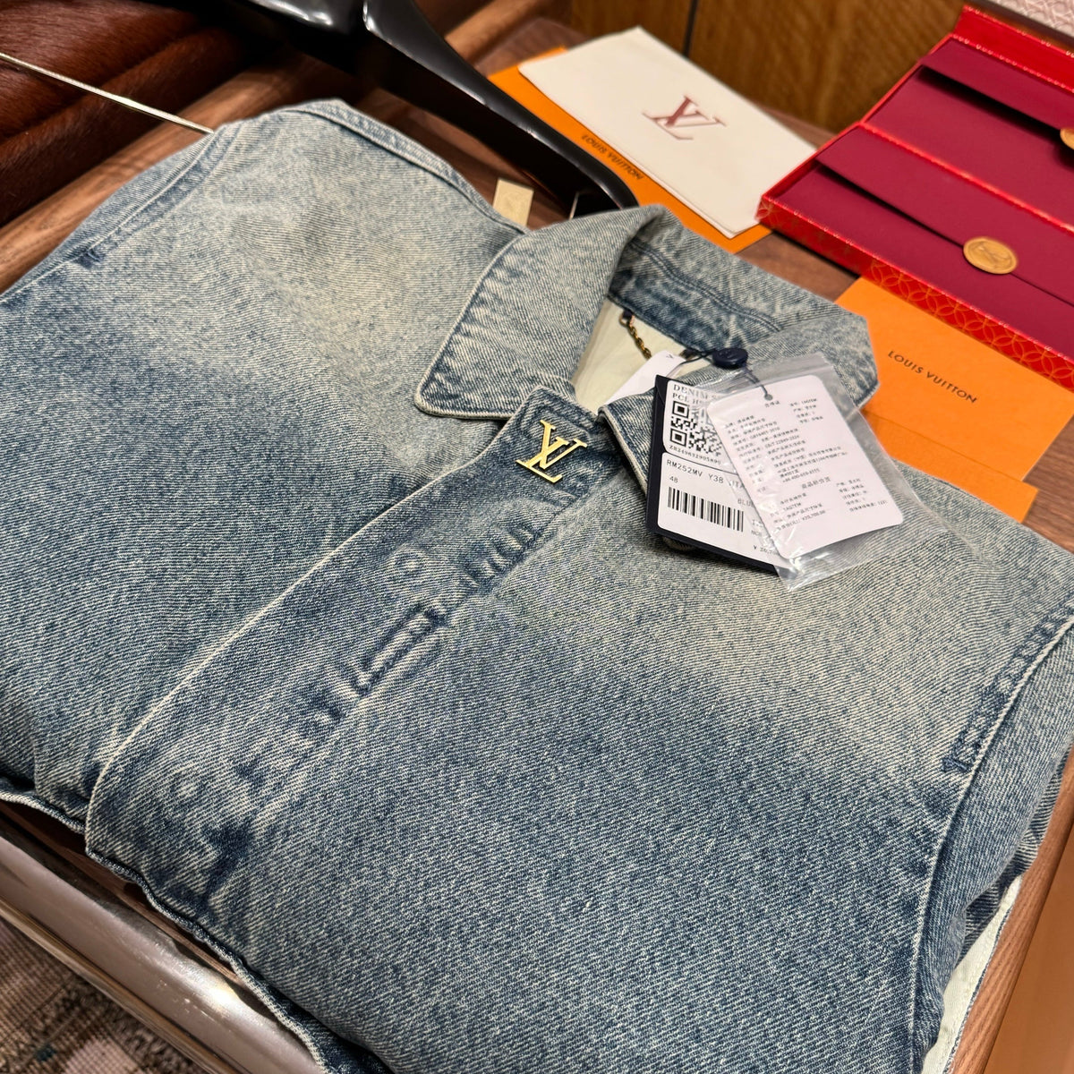 LOU DENIM JACKET