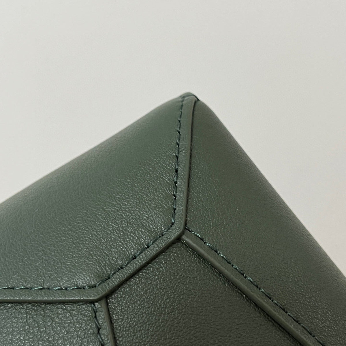 LOEW MINI PUZZLE EDGE BAG
