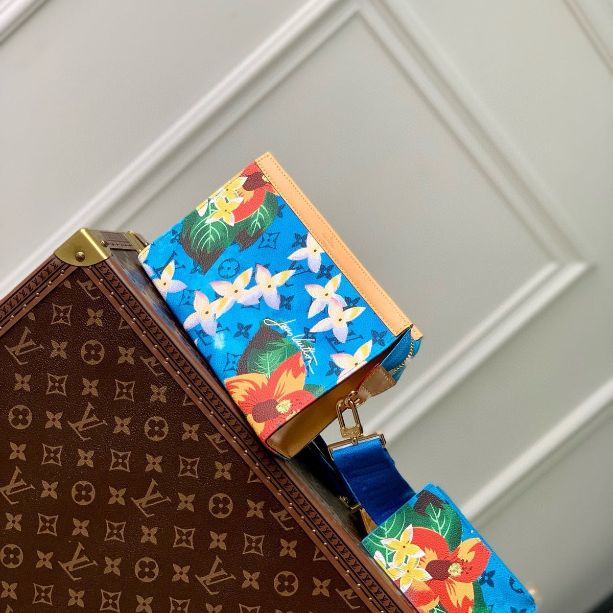 LOU GASTON WEARABLE WALLET