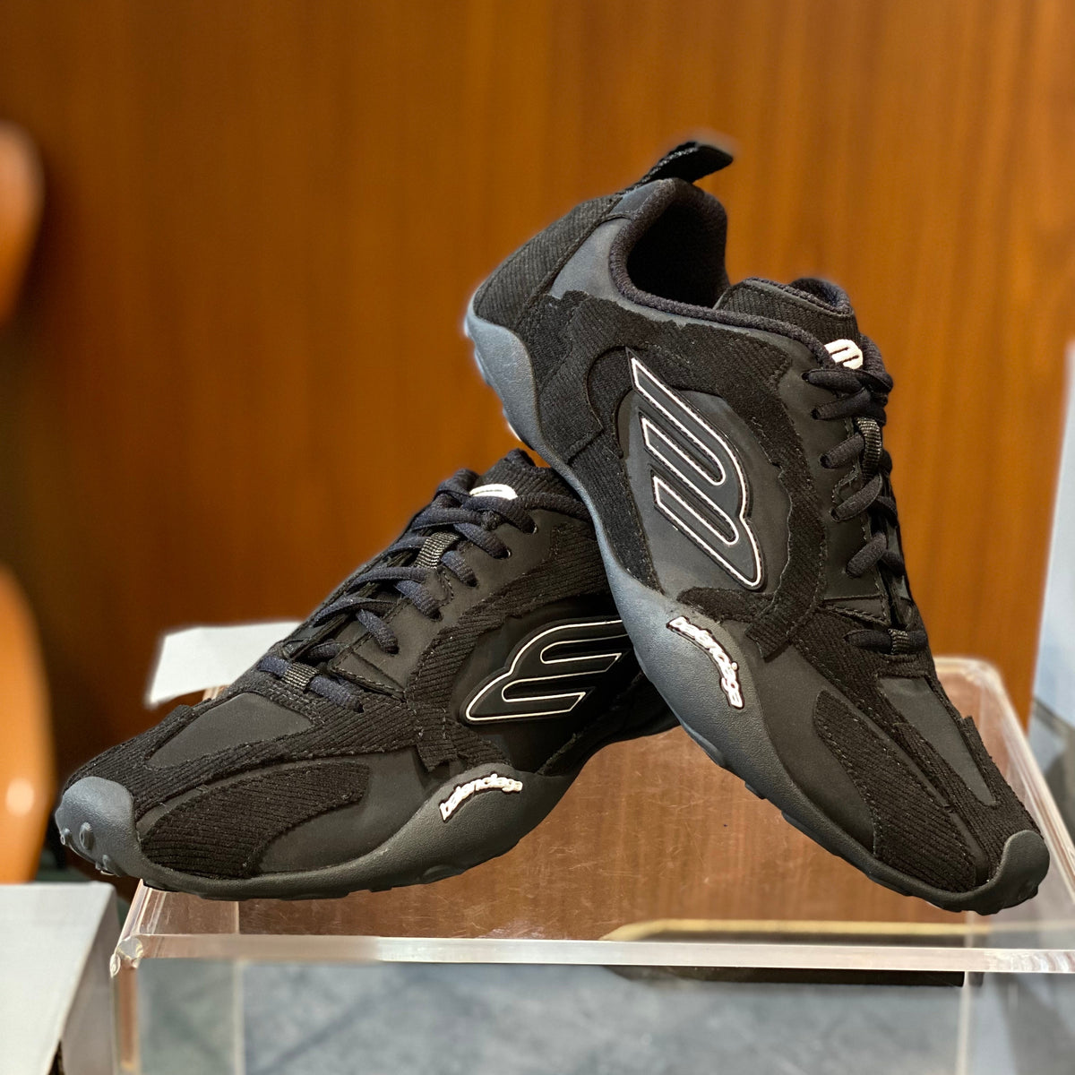 BAL MONDAY ULTRA SNEAKERS