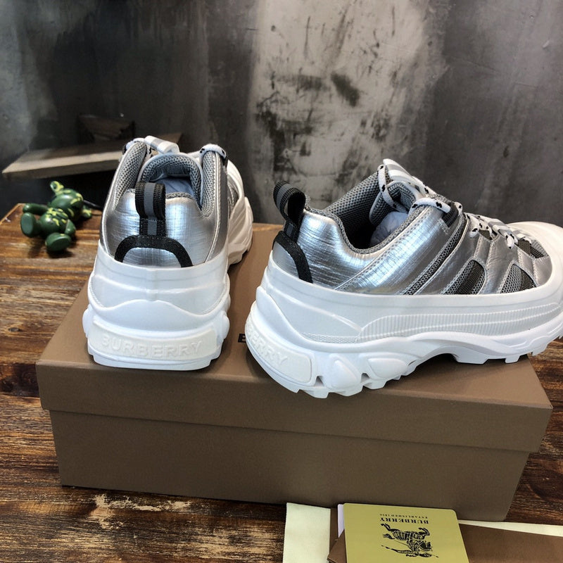 Burberry Luxury Shoes