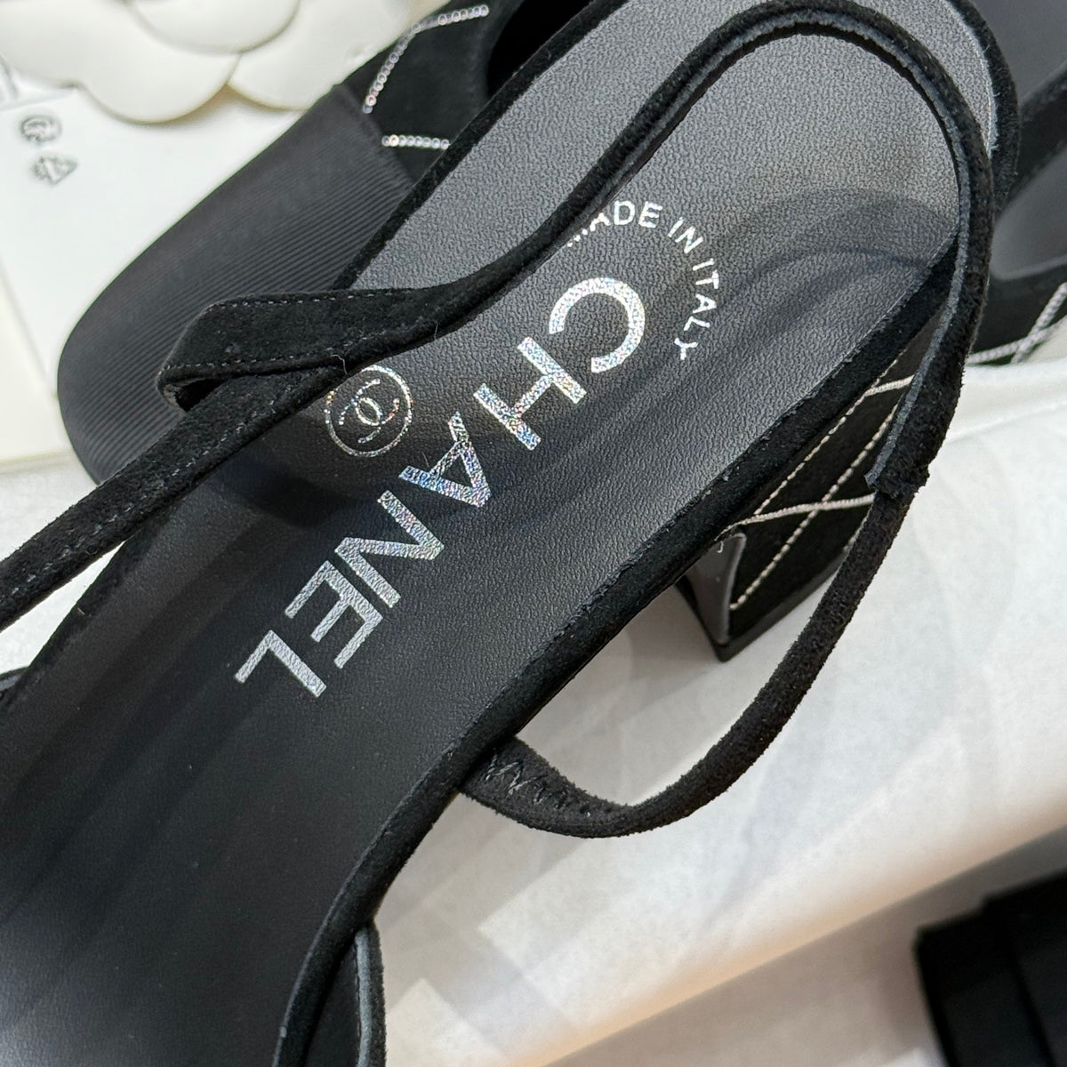 CC SLINGBACK PUMPS
