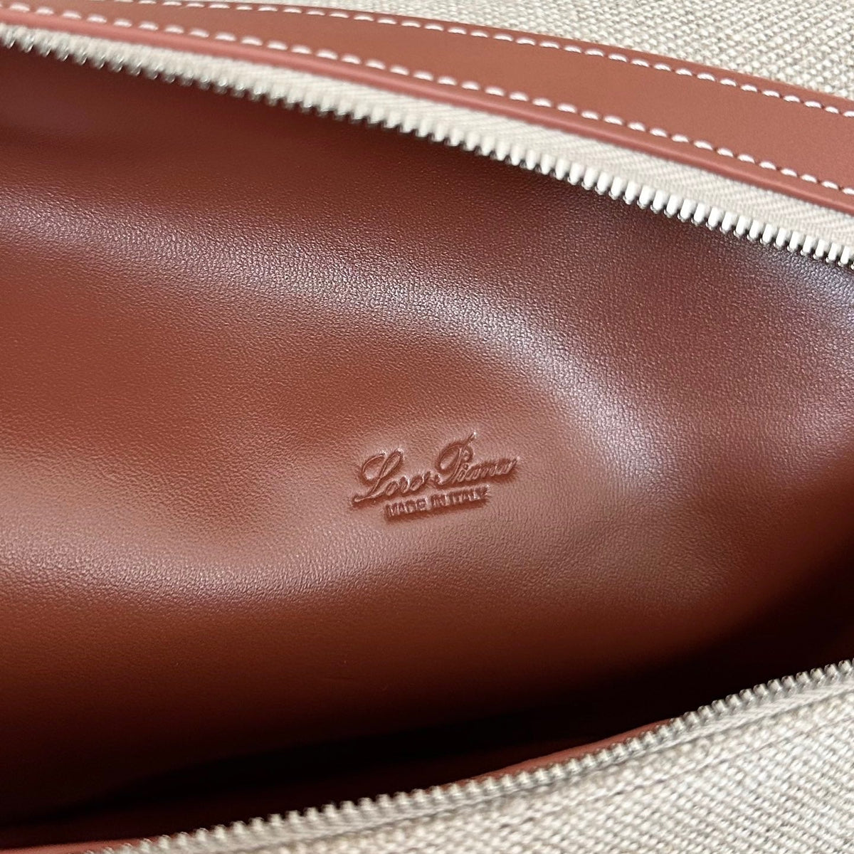 LORO P EXTRA POUCH L27