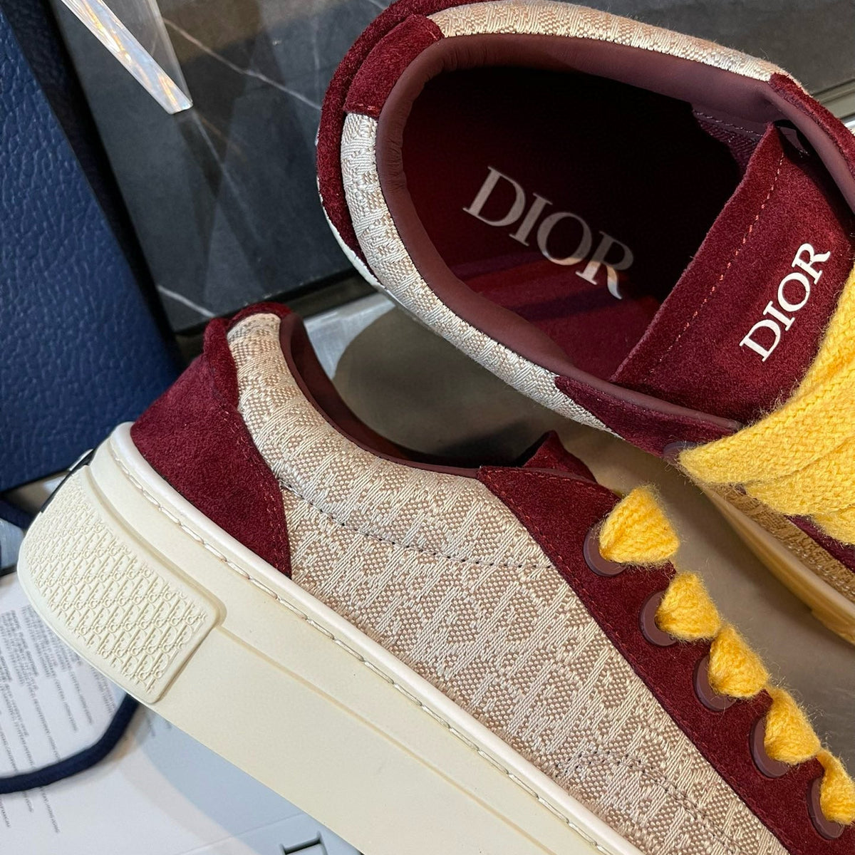 CD B33 SNEAKER