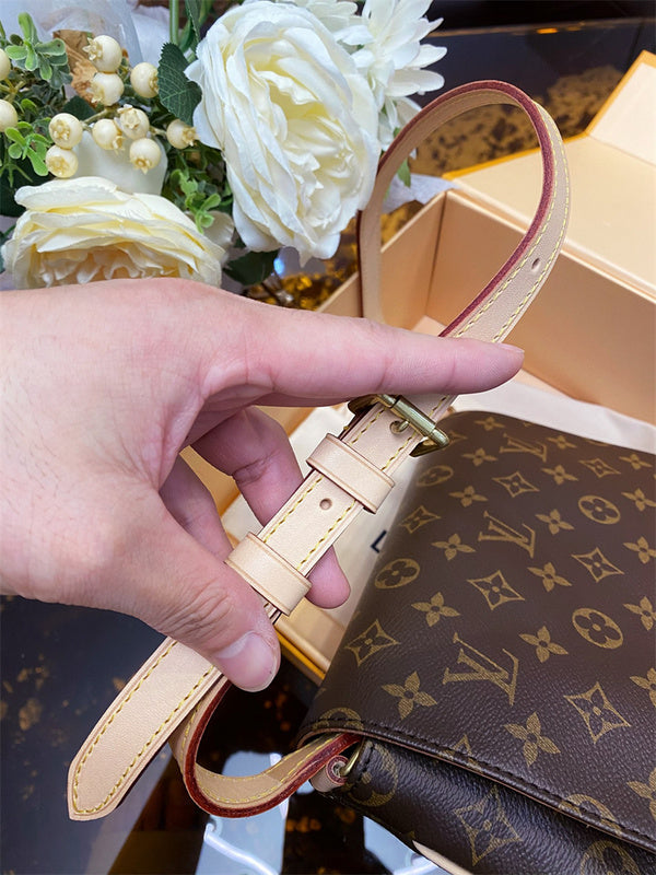 PHA - LOV Bags - 110