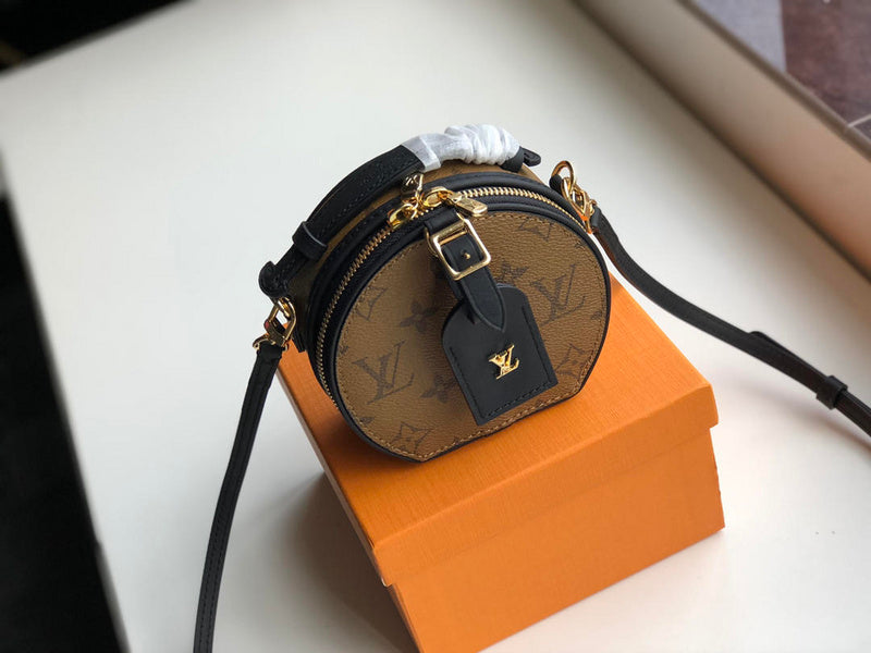 I W Fashion Lu-Vi bags - 17832