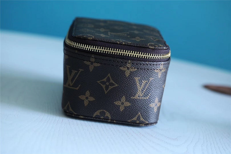 I W Fashion Lu-Vi bags - 9204